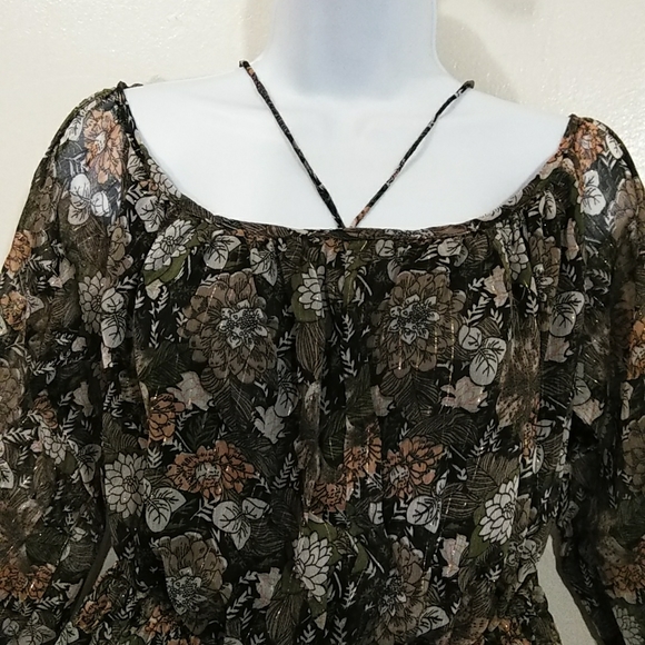 FTF T-STRAP BLOUSE - Picture 2 of 12